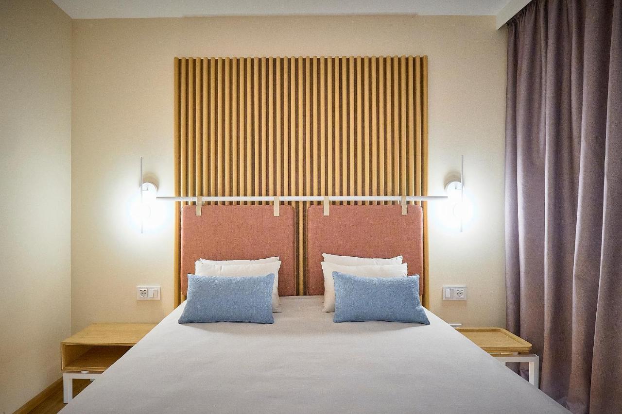 קוניל דה לה פרונטרה Hotel Leonor Conil מראה חיצוני תמונה